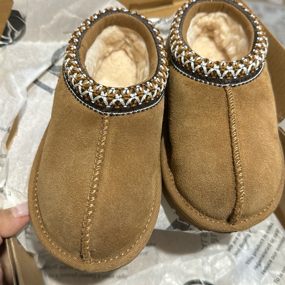 8c toddler ugh Tasmans. Only worn around the house one whole time